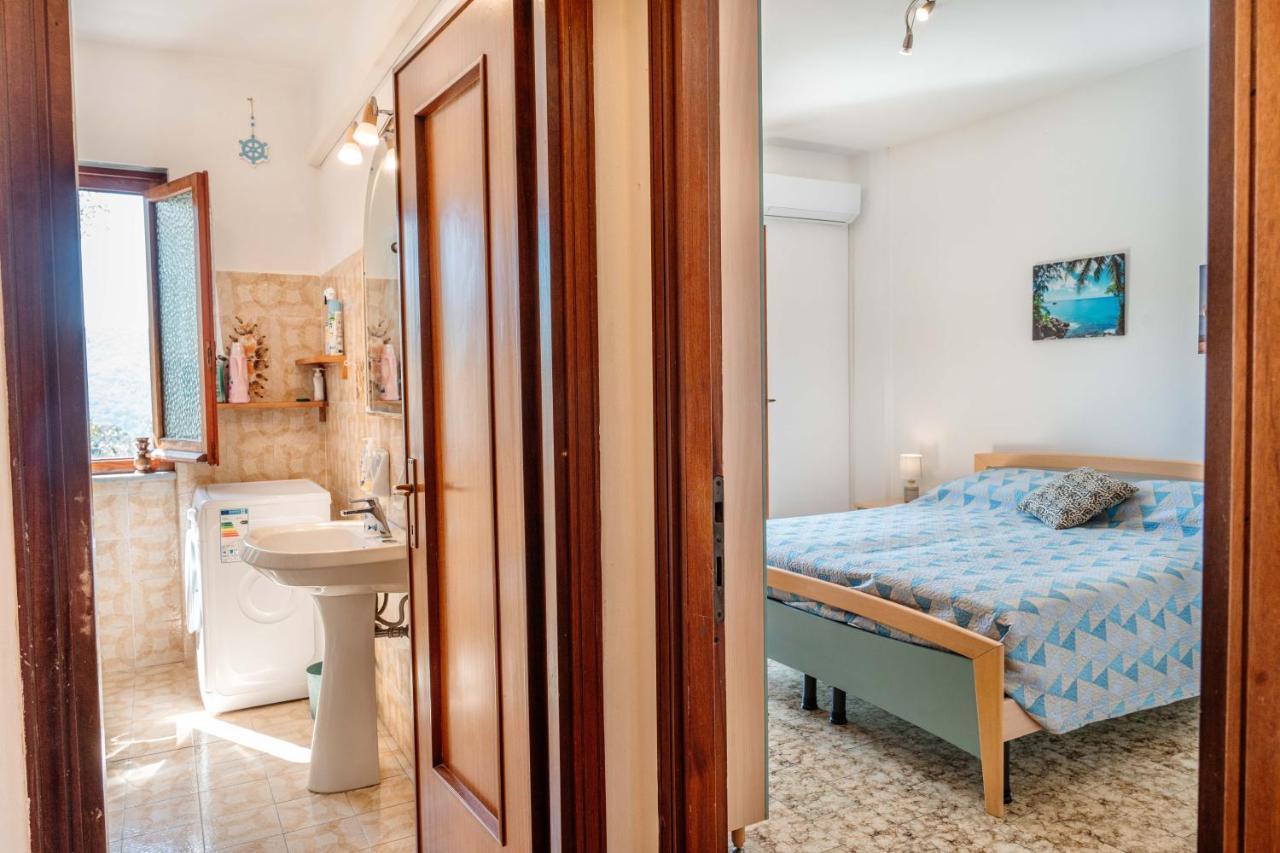 Vila Turri House--- Wifi -Garden-Parking -Balcony Recco Exteriér fotografie