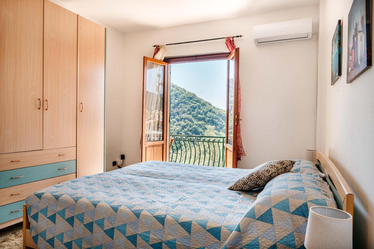 Vila Turri House--- Wifi -Garden-Parking -Balcony Recco Exteriér fotografie