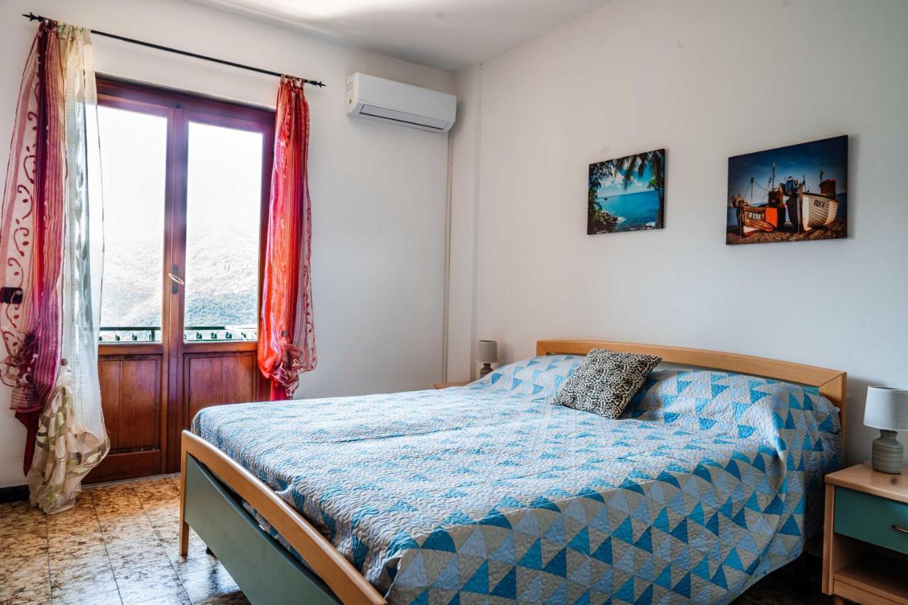 Vila Turri House--- Wifi -Garden-Parking -Balcony Recco Exteriér fotografie